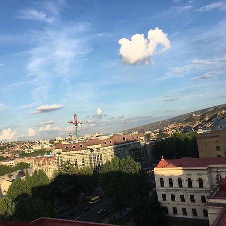 Rustaveli Apartment City Centre Tbilisi Buitenkant foto