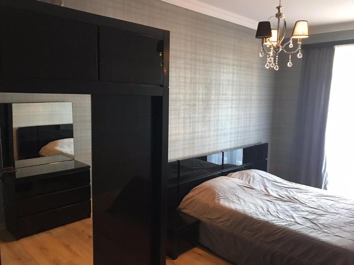 Rustaveli Apartment City Centre Tbilisi Buitenkant foto